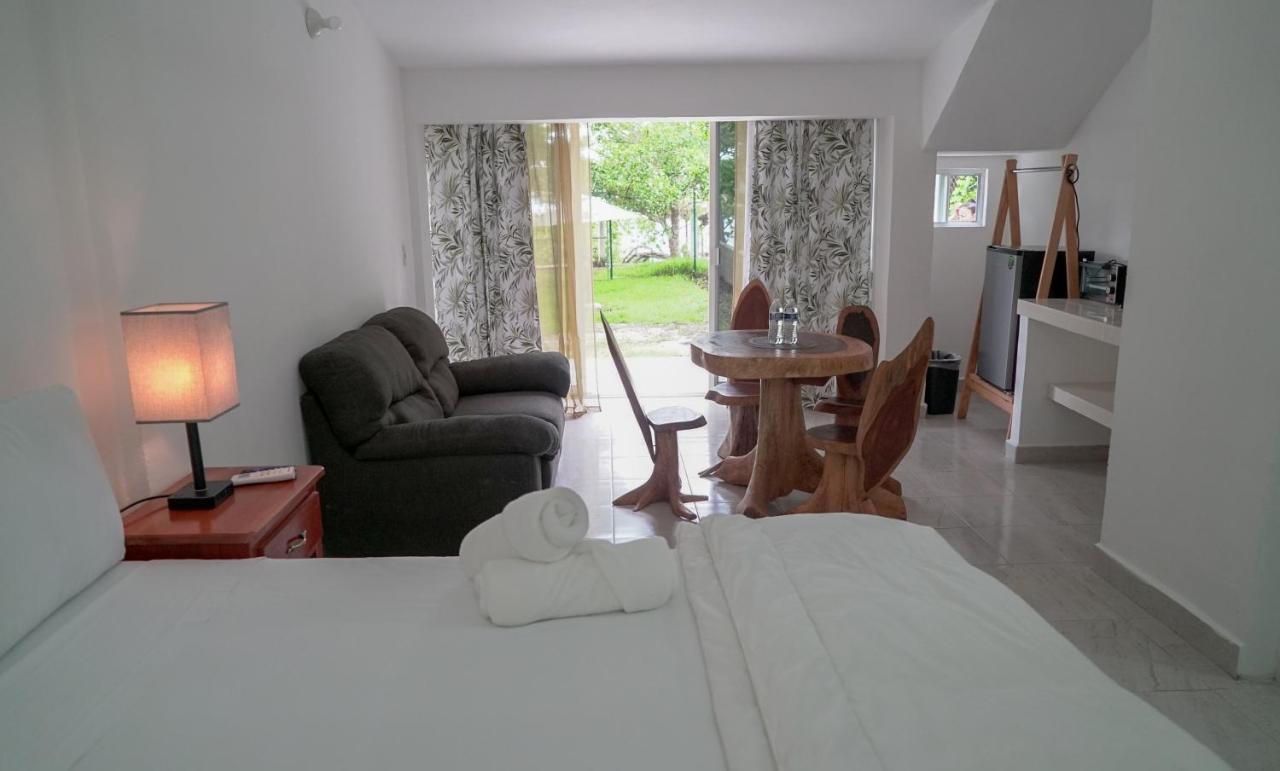 Suites Pancho Villas Bacalar - Lagoon View المظهر الخارجي الصورة
